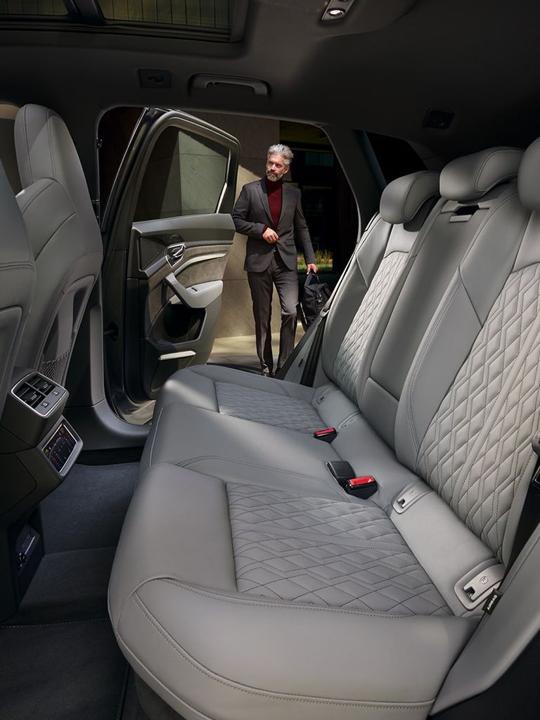 Interior design Audi e-tron S 